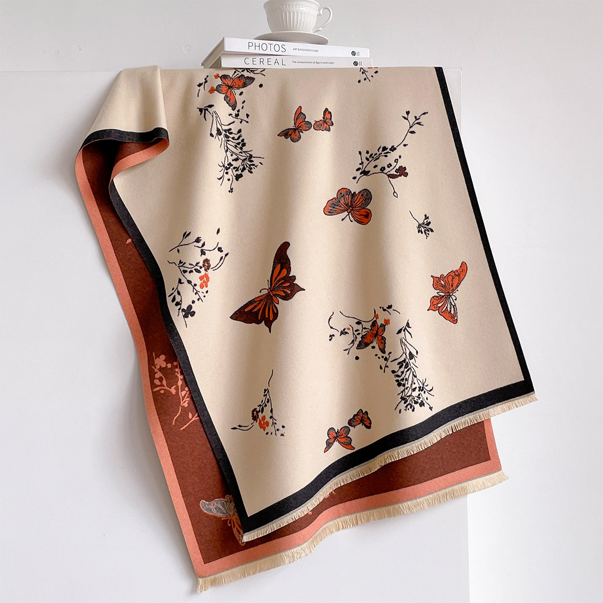 女性用イミテーションカシミヤスカーフ フリンジ付き 厚手 暖 - Woven Scarf Blanket のレビューと価格
