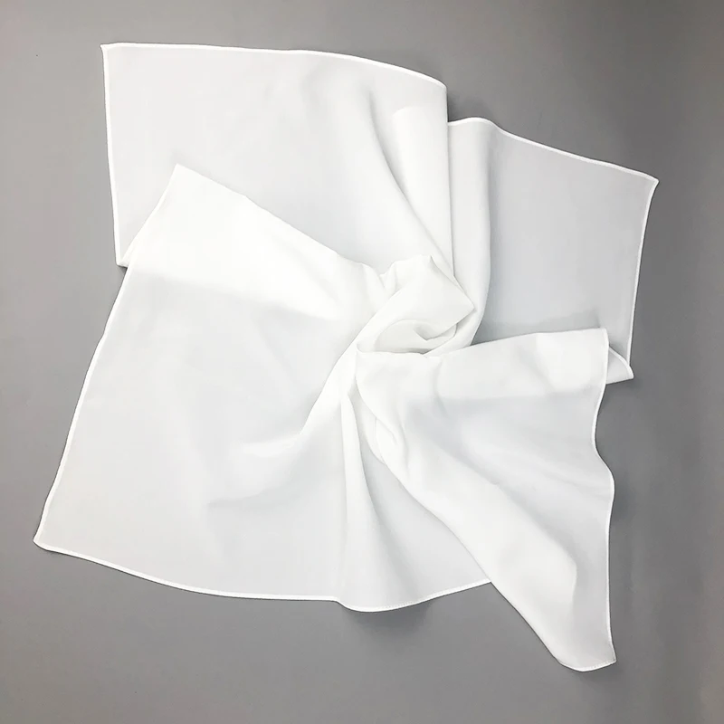 新しい女性シルクスカーフスクエアネックショールレディホワイト - Scarf Silk Square のレビューと価格